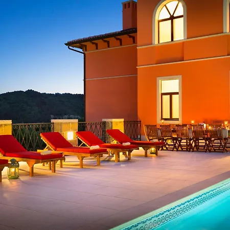 Villa Palazzo Angelica Hilltop Luxury With Pool, & Views (adults Only)