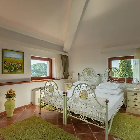 Palazzo Angelica Adults Only Bed & Breakfast Oprtalj